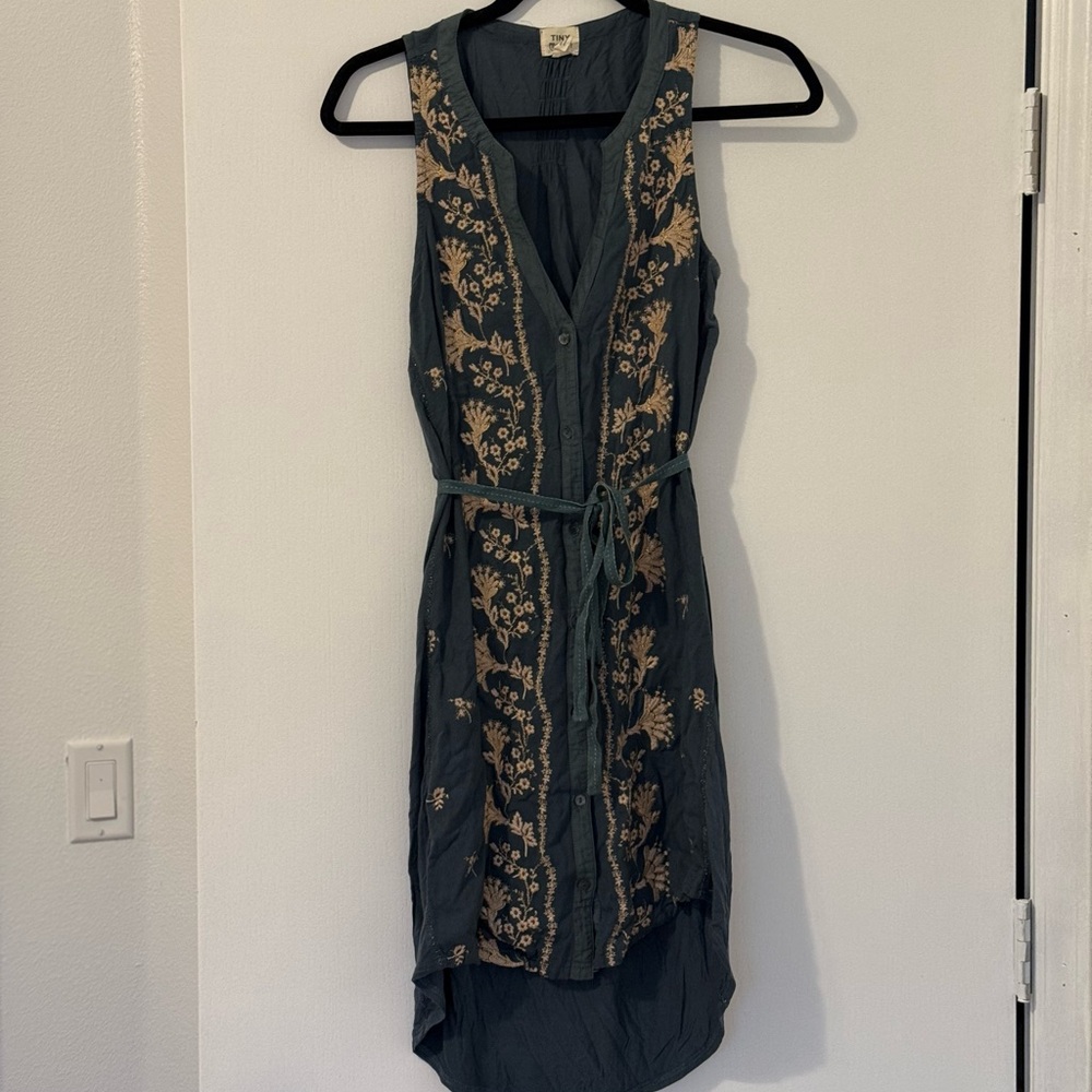 Tiny Petites Floral Embroidered Sleeveless Dress